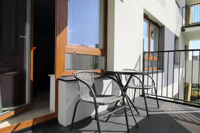 Balkon lub taras w obiekcie NEW Apartment Mona Warsaw Red