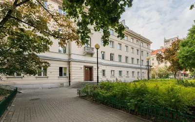 Budynek, w którym mieści się apartament