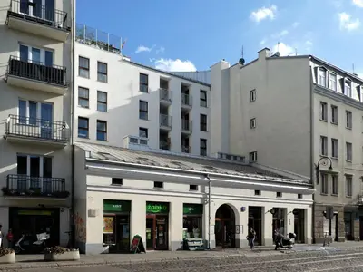 Budynek, w którym mieści się apartament