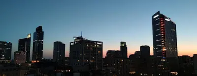 Widok na miasto Warszawa z tego apartamentu