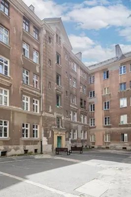 Budynek, w którym mieści się apartament
