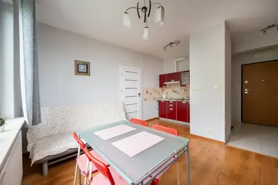 Kuchnia lub aneks kuchenny w obiekcie Obrzeżna Standard Apartment by BookingHost