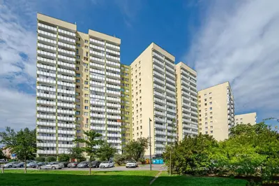 Budynek, w którym mieści się apartament
