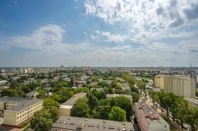 Widok na miasto Warszawa z tego apartamentu