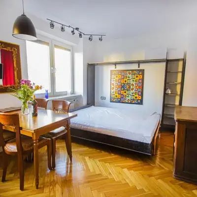 Charming Apt next to Lazienki Park and City Center