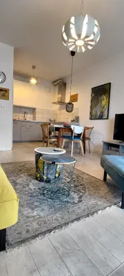 Telewizja i/lub zestaw kina domowego w obiekcie Wilanów Comfort - air condition, garage, fast WiFi