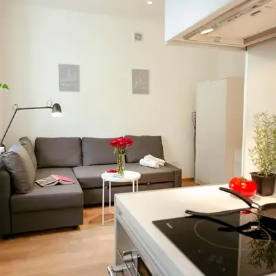 Jana Pawła II 36 - Bezpłatny podziemny garaż - Free Parking - W pełni wyposażone studio - Better Rental