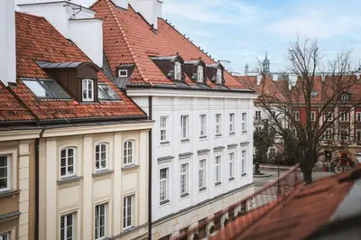 Budynek, w którym mieści się apartament