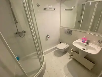 Łazienka w obiekcie Fantastic Waw - Z6 Room - 202AN