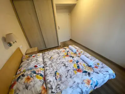 Łóżko lub łóżka w pokoju w obiekcie Fantastic Waw - Z6 Room - 202AN