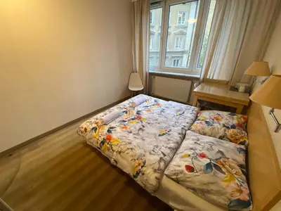 Łóżko lub łóżka w pokoju w obiekcie Fantastic Waw - Z6 Room - 202AN