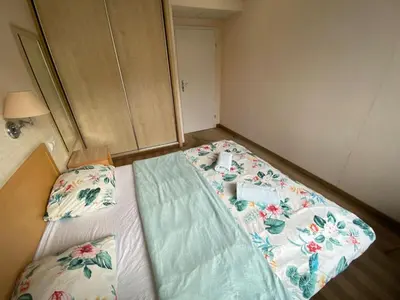 Łóżko lub łóżka w pokoju w obiekcie Fantastic Waw - Z6 Room - 203A