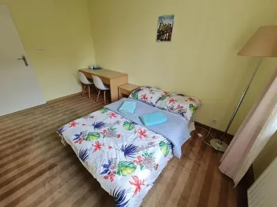 Łóżko lub łóżka w pokoju w obiekcie Fantastic Waw - Z6 Room - 203B