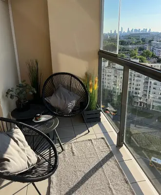 Balkon lub taras w obiekcie Wiatraczna 136