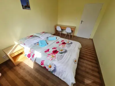 Łóżko lub łóżka w pokoju w obiekcie Fantastic Waw - Z6 Room - 404B