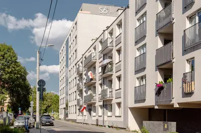 Budynek, w którym mieści się apartament