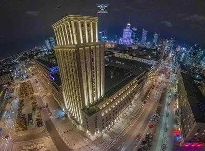 Widok na miasto Warszawa z tego apartamentu