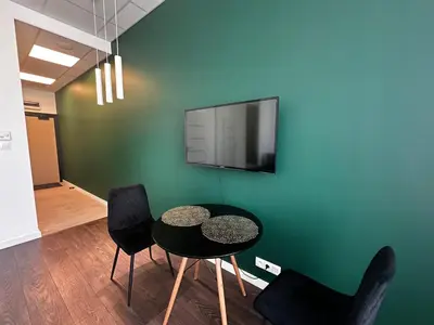Telewizja i/lub zestaw kina domowego w obiekcie Al Jerozolimskie 216 APART-WAWA