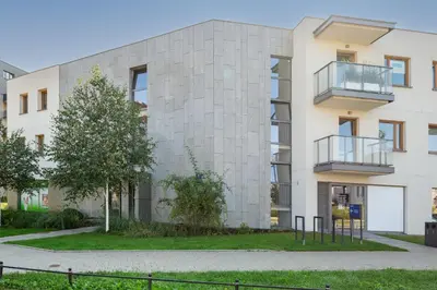 Budynek, w którym mieści się apartament