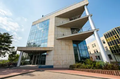 Budynek, w którym mieści się apartament