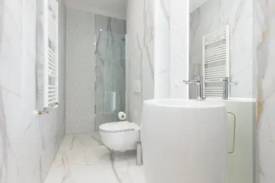 Łazienka w obiekcie Beautiful & Spacious Apartment with Gym and Terrace by Renters Prestige