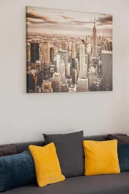 Część wypoczynkowa w obiekcie Kopcińskiego Bright & Spacious Apartment Warsaw Ursynów by Noclegi Renters