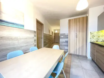 Plan piętra w obiekcie Superior Komputerowa, 4 rooms, 3 bedrooms, Airport-City train, Metro! 24h reception!