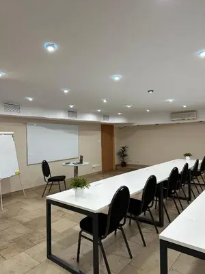 Zaplecze biznesowe lub konferencyjne w obiekcie Hotel Victory Home