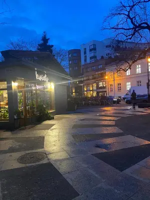 Budynek, w którym mieści się apartament