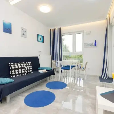 Hugo Apartment by Noclegi Renters