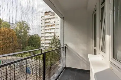Balkon lub taras w obiekcie Studio Bruna Metro Pole Mokotowskie by Noclegi Renters