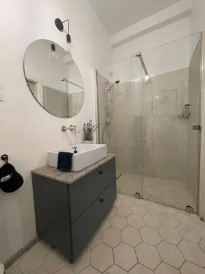 Plan piętra w obiekcie Cute Apartment perfect for business and travel.
