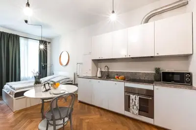 Plan piętra w obiekcie Cute Apartment perfect for business and travel.