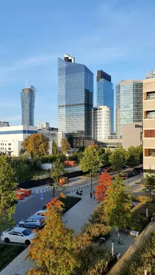 Budynek, w którym mieści się apartament