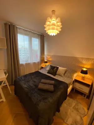 Łóżko lub łóżka w pokoju w obiekcie ClickTheFlat Miła Center Apart Rooms