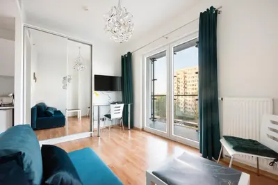Część wypoczynkowa w obiekcie New Varsovia Comfort 310 by BookingHost