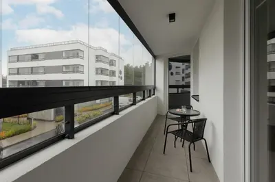 Balkon lub taras w obiekcie Goodnight Apartments Białołęka with 2 Bedrooms & Parking by Noclegi Renters