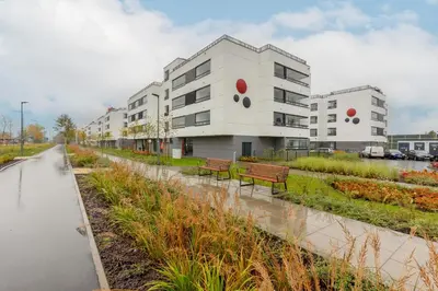 Budynek, w którym mieści się apartament