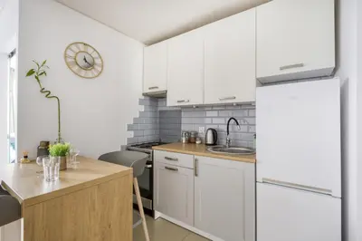 Kuchnia lub aneks kuchenny w obiekcie Warsaw Inside Solec II