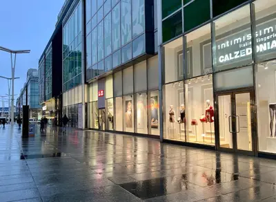 Budynek, w którym mieści się apartament