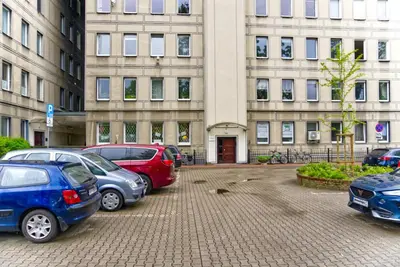 Budynek, w którym mieści się apartament
