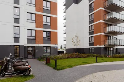 Budynek, w którym mieści się apartament