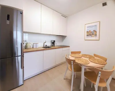 Kuchnia lub aneks kuchenny w obiekcie Warsaw Concierge Hoża Centrum