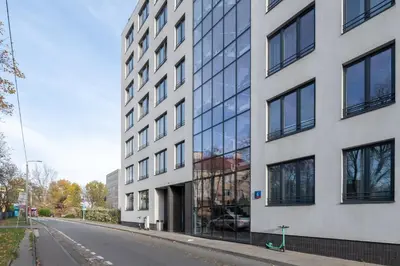 Budynek, w którym mieści się apartament