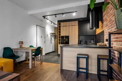 Kuchnia lub aneks kuchenny w obiekcie Stylish Airport Business Apartments - Parking, Balcony - by Rentujemy