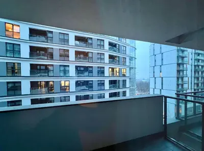 Budynek, w którym mieści się apartament