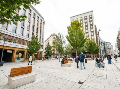 Goście zatrzymujący się w obiekcie Chmielna City Centre Apartment by BookingHost