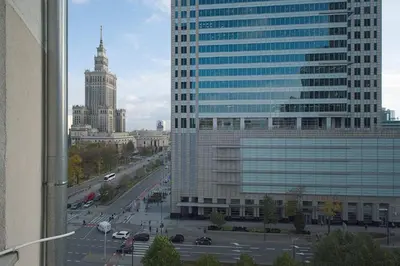 Widok na miasto Warszawa z tego apartamentu