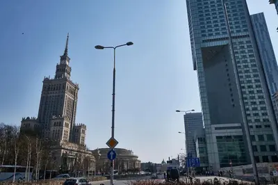 Widok na miasto Warszawa z tego apartamentu
