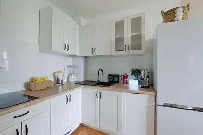 Kuchnia lub aneks kuchenny w obiekcie Apartment Your Home in Center of Warsaw